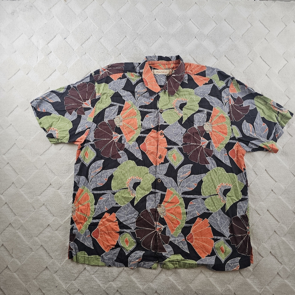 Tommy Bahama Hawaiian Shirt Mens 2XL Floral Topical Button Up 100% Silk Resort